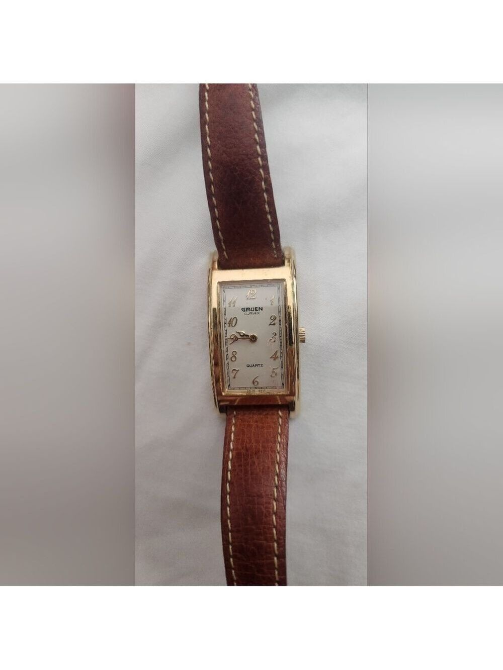 VTG GRUEN CURVEX / SUPER RARE / CREAM DIAL / QUARTZ
